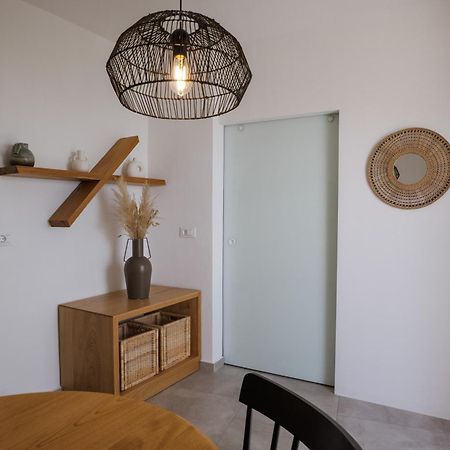 Valery Suites Fira  Luaran gambar