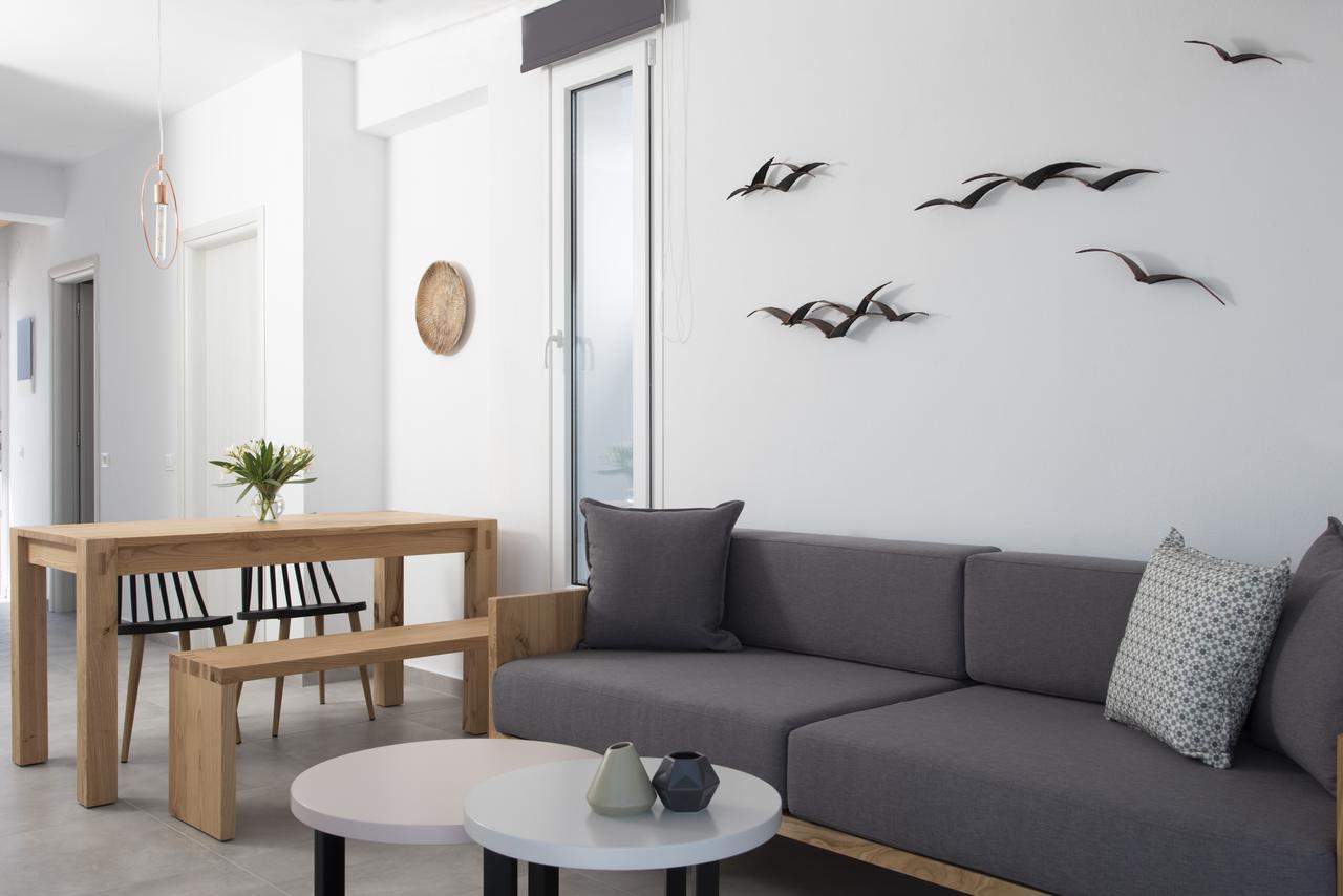 Valery Suites Fira  Luaran gambar