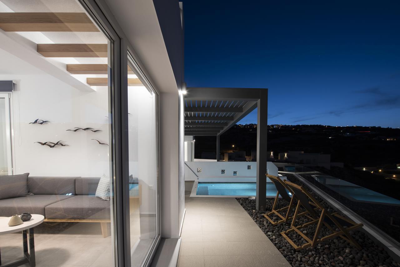Valery Suites Fira  Luaran gambar